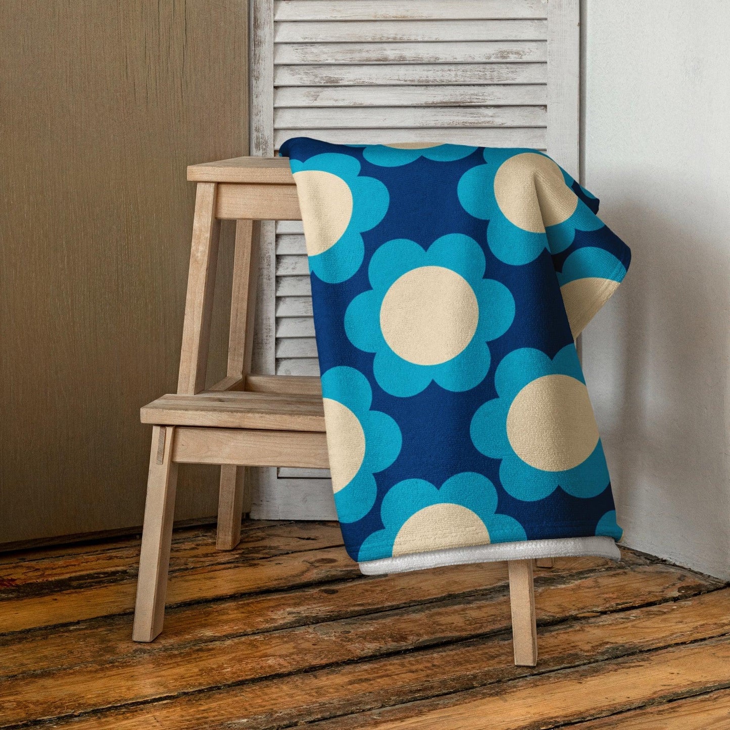 Towel - ELLIE blue - Classic Flower Print