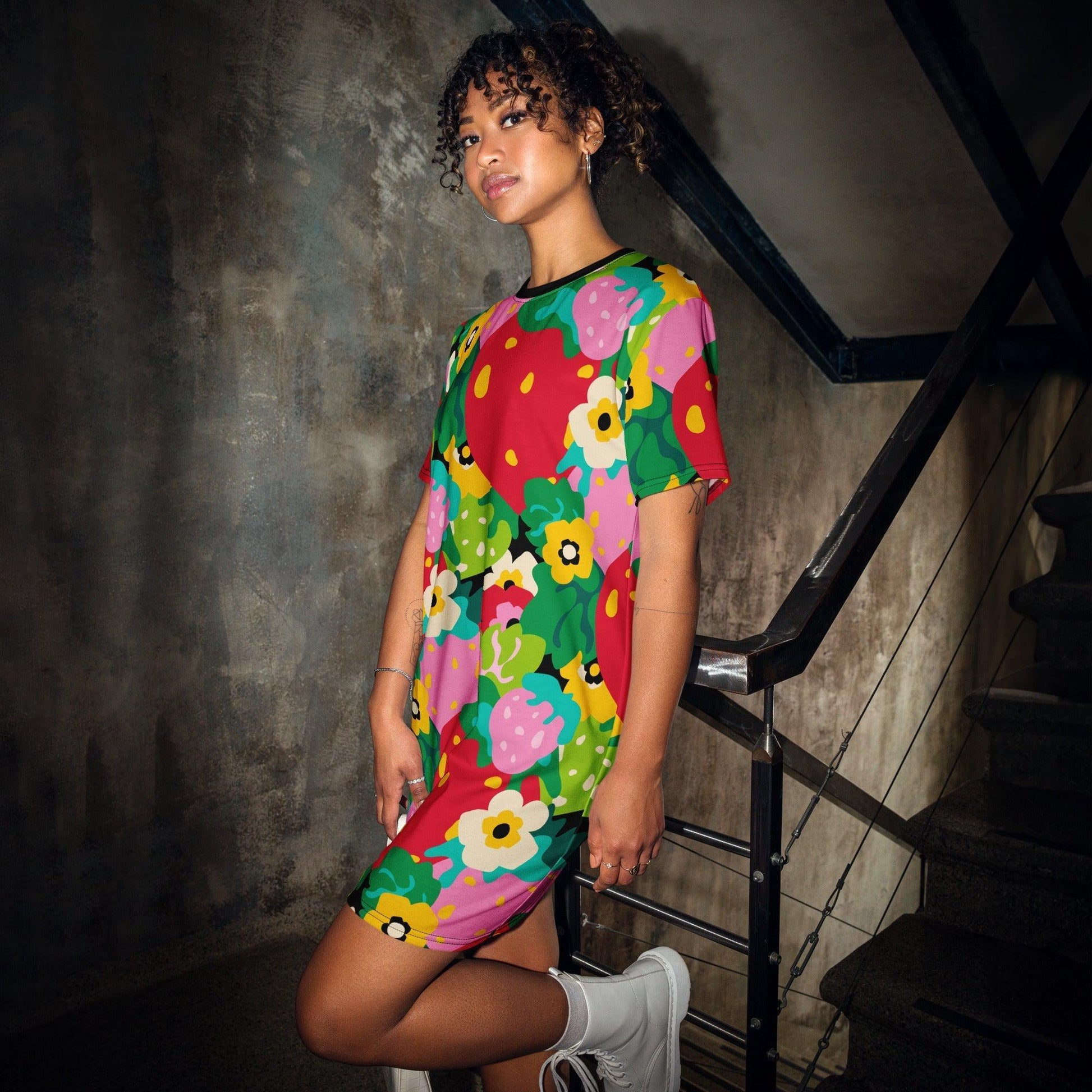 T-Shirt Dress - BERRYLEI - Colorful Strawberry Print