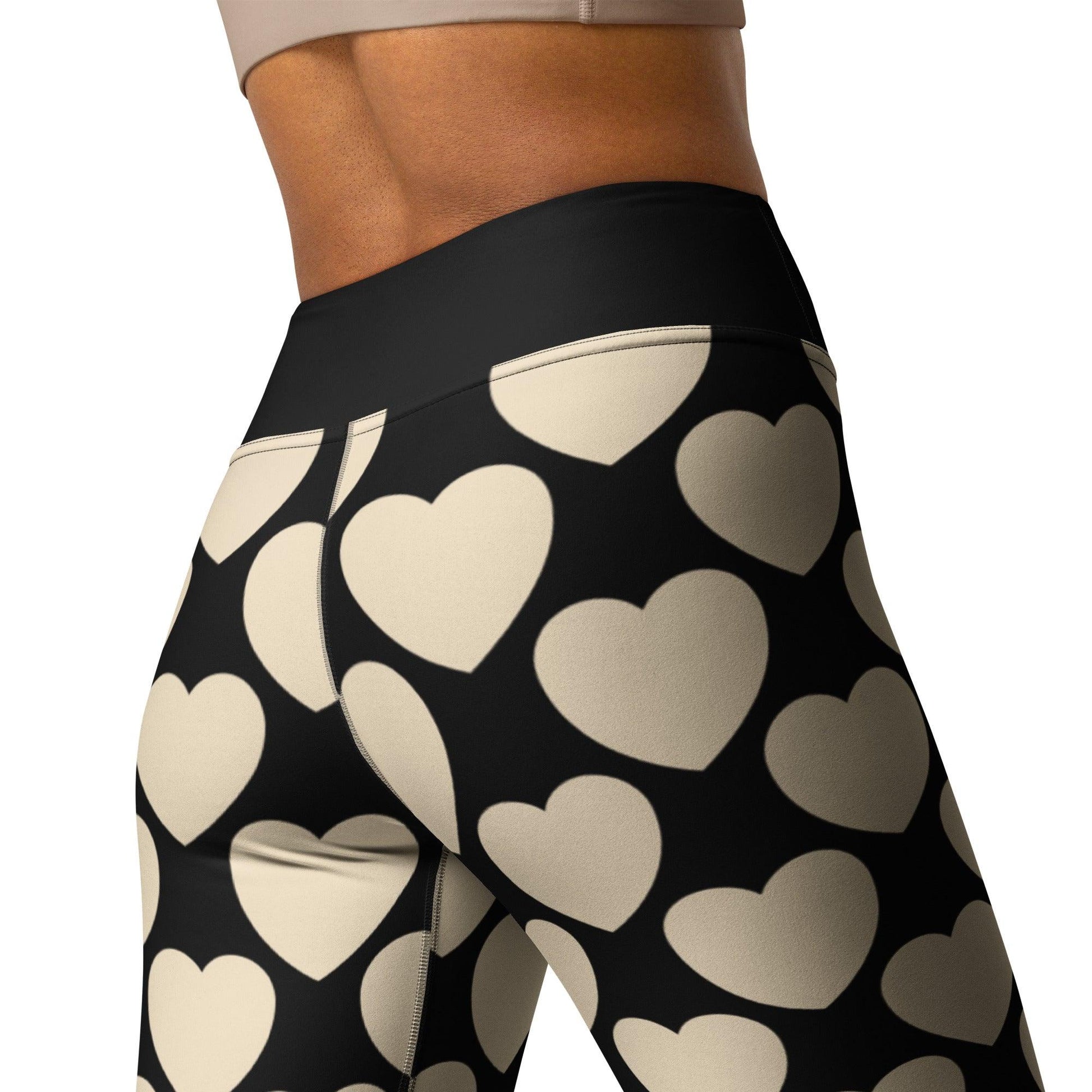 Yoga Leggings -2- ELLIE LOVE black - Bold Heart Print