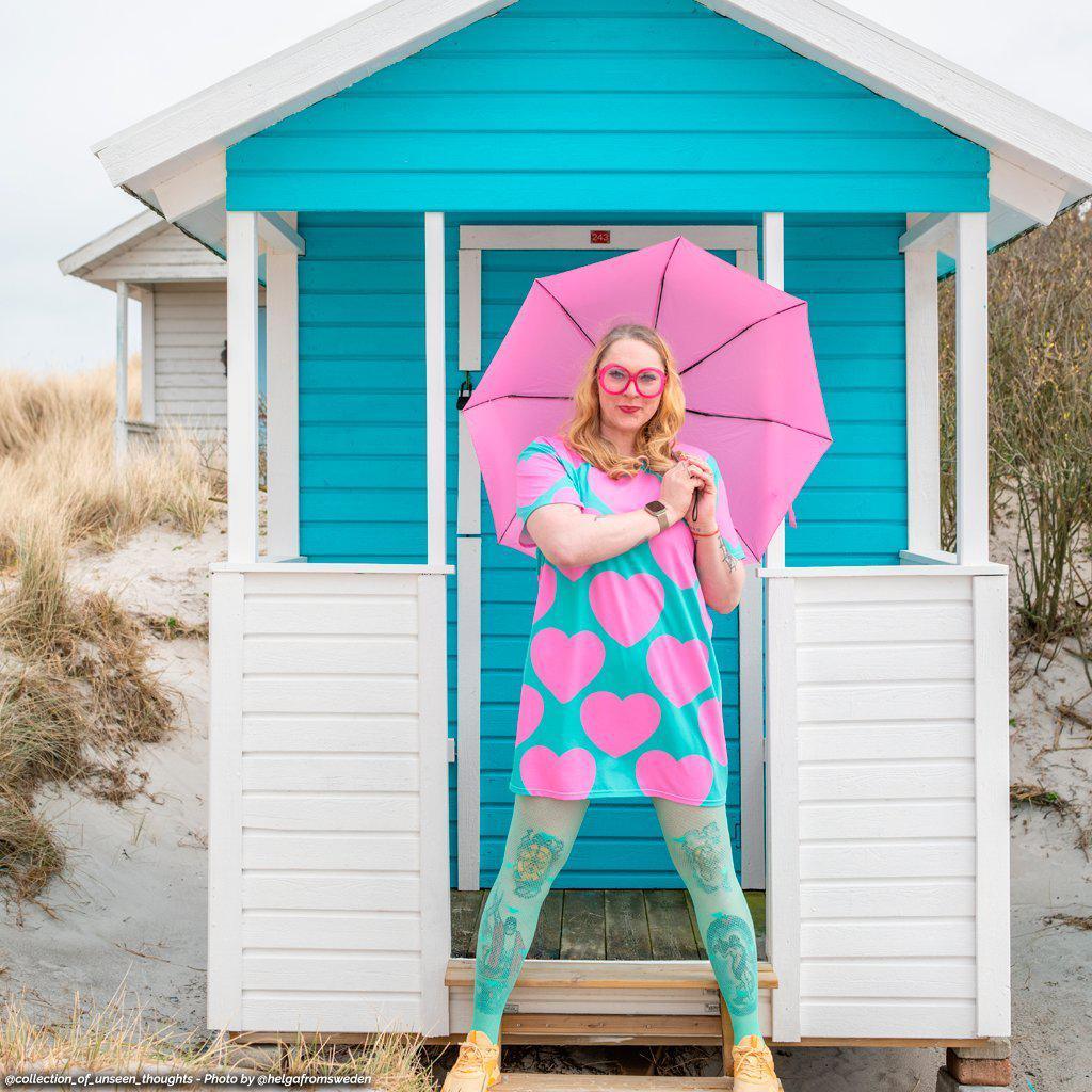 T-shirt dress - ELLIE LOVE pink mint - Bold heart print