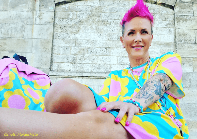 T-Shirt Dress - ELLIE - Classic Flower Print