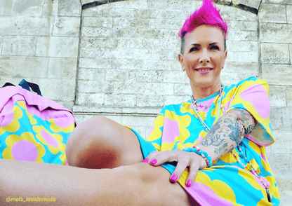 T-Shirt Dress - ELLIE - Classic Flower Print